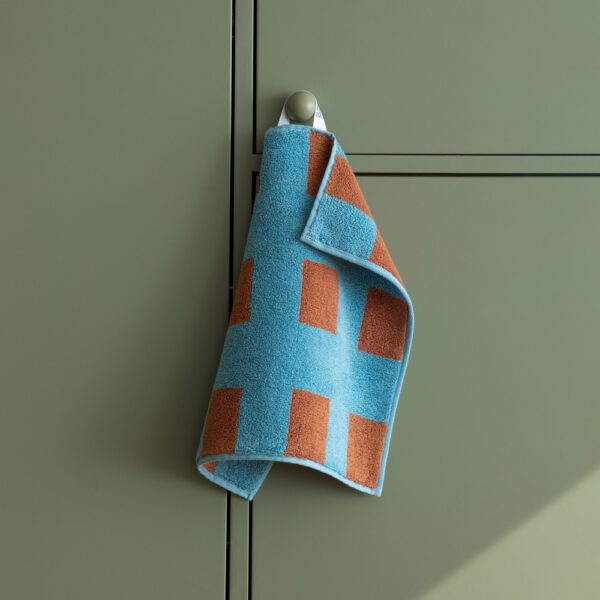 Handtowel34 - Building Sunset